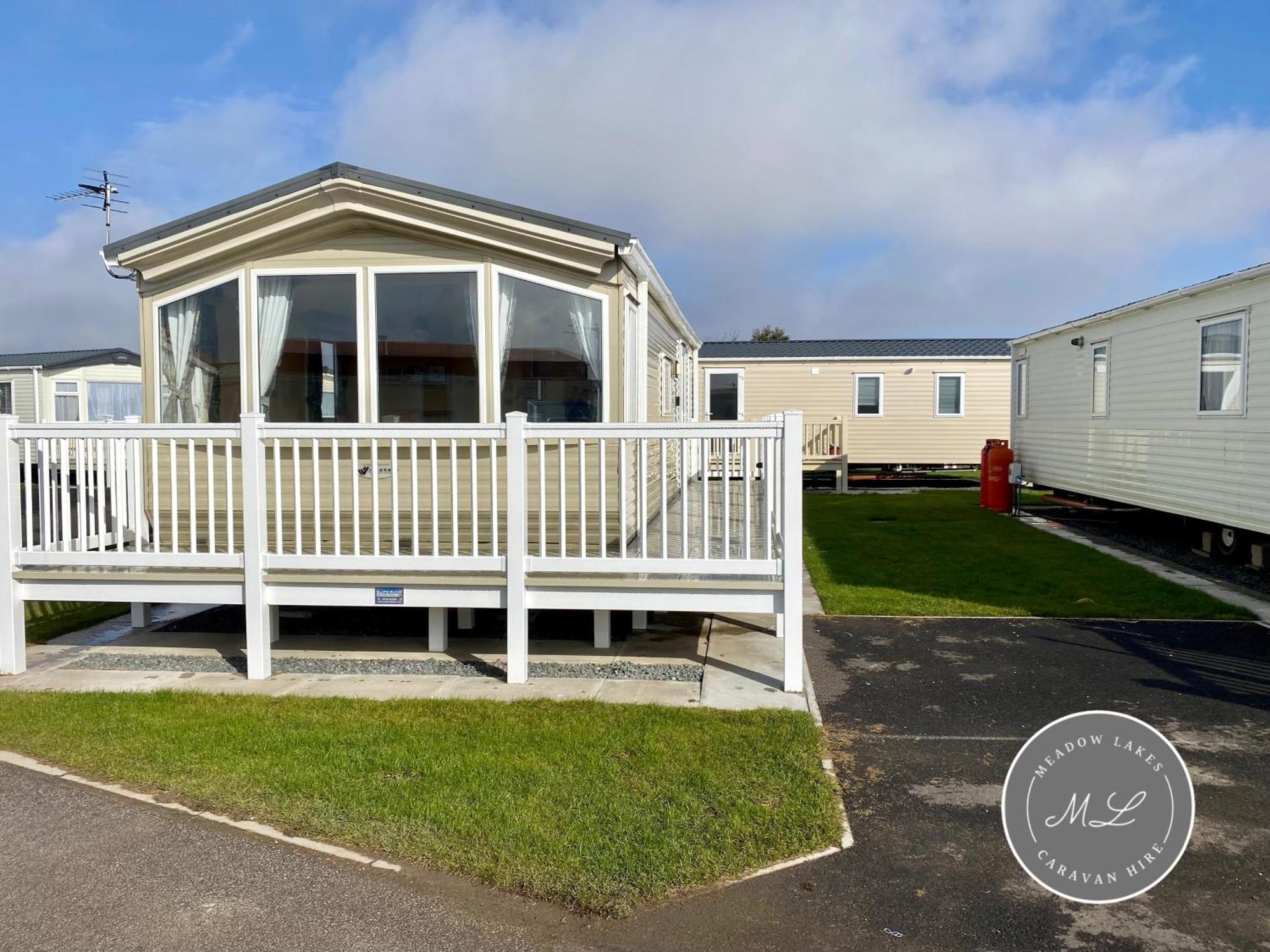 Palm Grove 132 - Pet Friendly, Wifi, Central Heating, Close To Shops And Beach - Meadow Lakes Caravan & Lodge Hire Chapel Saint Leonards Buitenkant foto